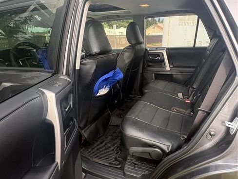 Used 2021 Toyota 4Runner SR5 Premium w/ Moonroof Package AWD/4WD image 7