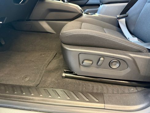 New 2026 Chevrolet Colorado LT RWD image 11