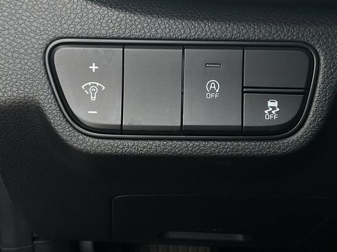 Used 2025 Kia Seltos S image 26