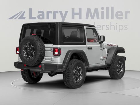 Used 2023 Jeep Wrangler Rubicon w/ Cold Weather Group AWD/4WD image 2