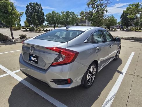 Used 2016 Honda Civic EX-T image 5