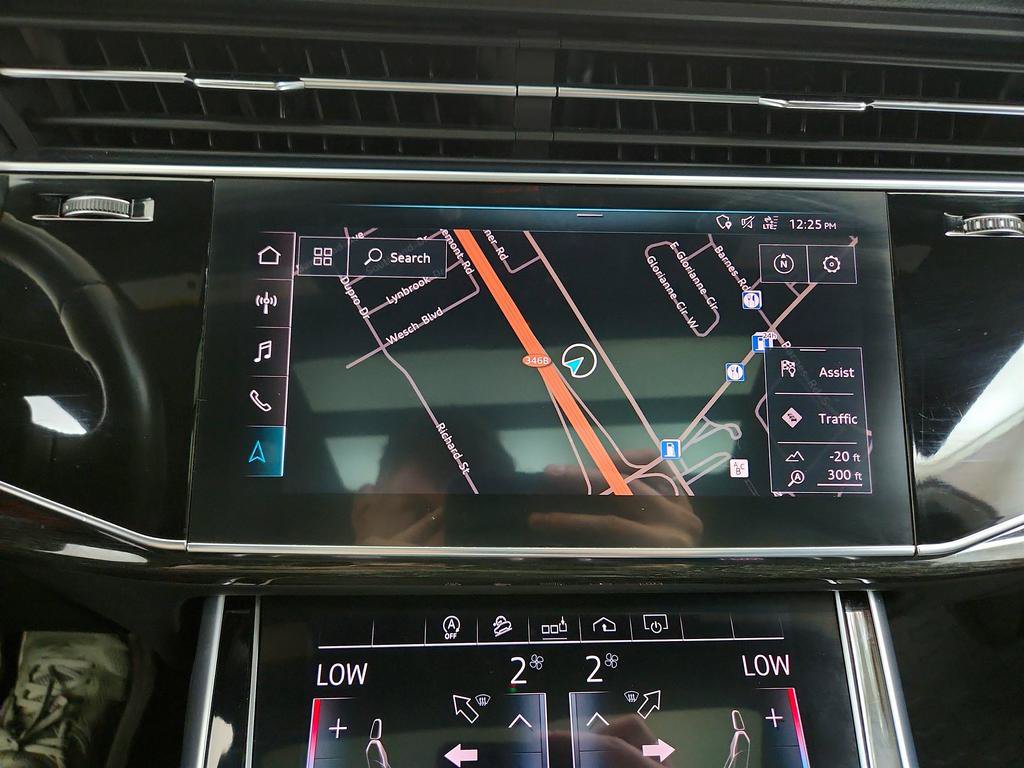 Used 2019 Audi Q8 Premium Plus w/ Premium Plus AWD/4WD image 20