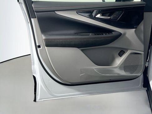 New 2026 Chevrolet Blazer EV SS image 18