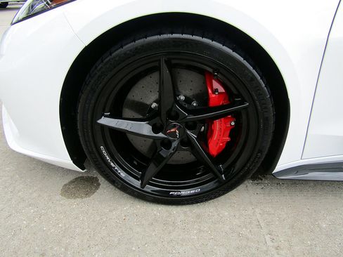 Used 2025 Chevrolet Corvette E-Ray w/ Stealth Interior Trim Package image 27