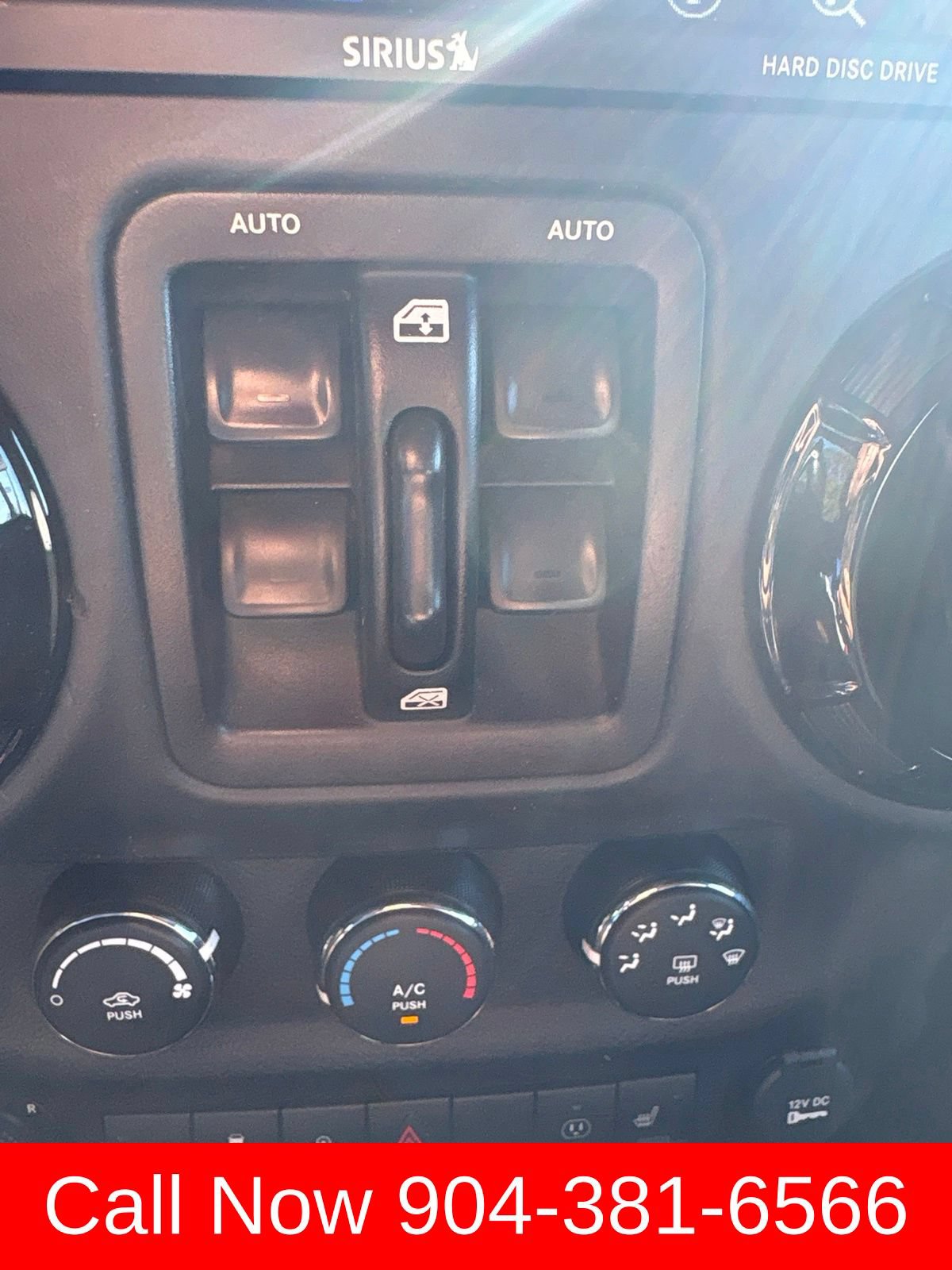 Used 2016 Jeep Wrangler Unlimited Sahara AWD/4WD image 27