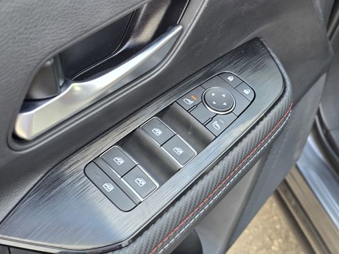 Used 2025 Nissan Kicks SR AWD/4WD image 20