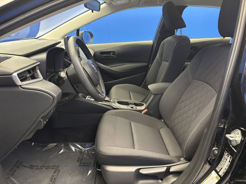 Used 2024 Toyota Corolla LE image 12