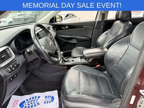 Used 2019 Kia Sorento EX w/ EX Touring Package AWD/4WD image 11