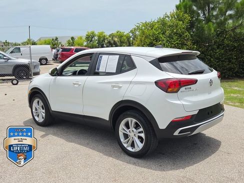 Certified 2023 Buick Encore GX Preferred FWD image 3