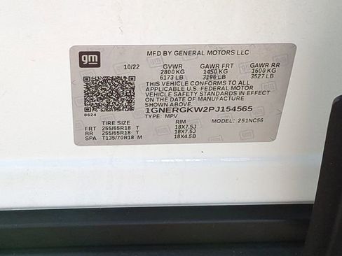 Used 2023 Chevrolet Traverse LT FWD image 37