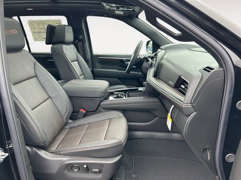 New 2026 Chevrolet Tahoe High Country image 10