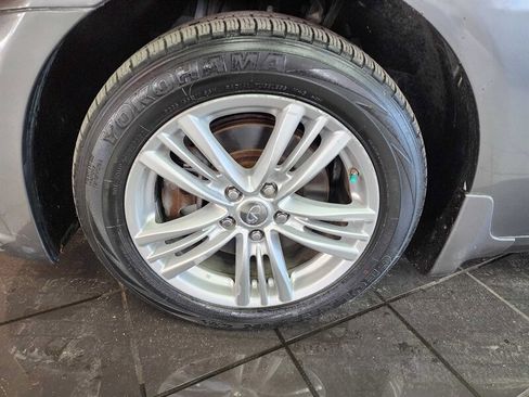 Used 2011 INFINITI G25 x w/ Moonroof Pkg image 29