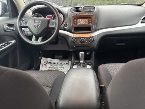 Used 2014 Dodge Journey American Value Package w/ Flexible Seating Group image 9