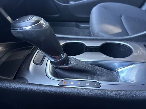 Used 2020 Chevrolet Malibu LS image 31