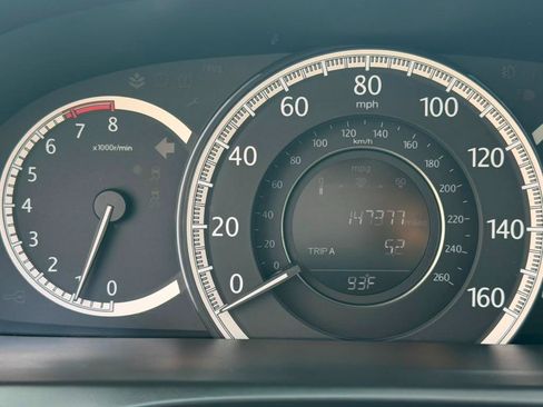 Used 2013 Honda Accord LX image 19