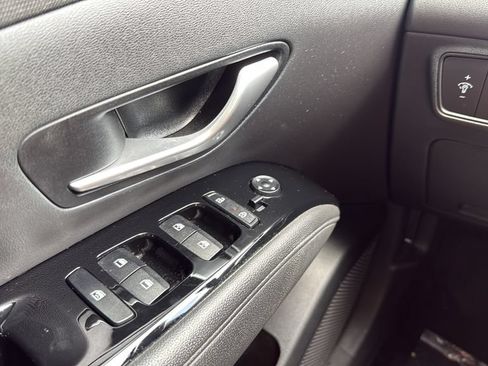 Used 2022 Hyundai Tucson SEL w/ Convenience + Premium Package FWD image 23