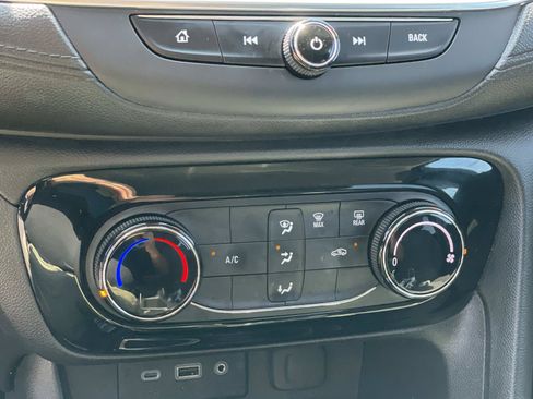 Used 2020 Buick Encore GX Preferred FWD image 17