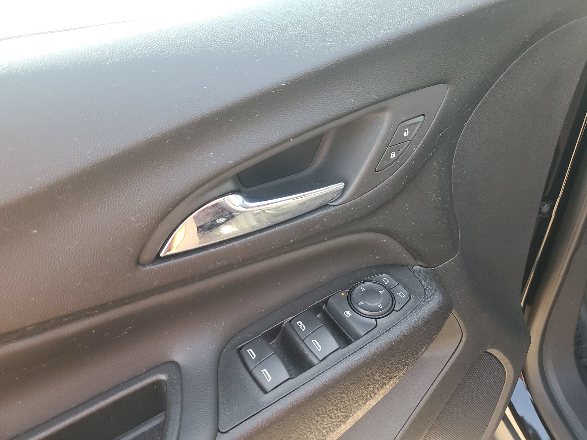 Used 2023 Chevrolet Equinox LT AWD/4WD image 29