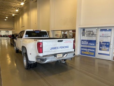 Used 2024 Chevrolet Silverado 3500 LT w/ Convenience Package image 7