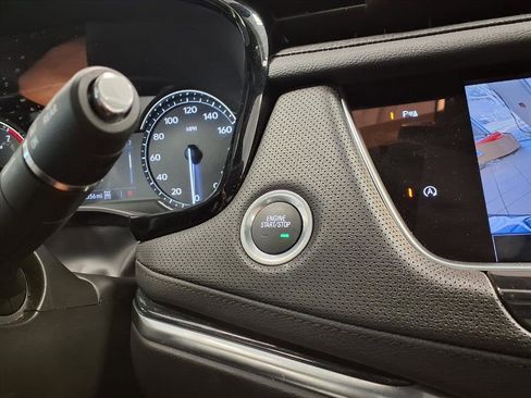 Certified 2025 Cadillac XT5 Premium Luxury image 27