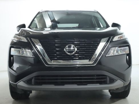 Used 2021 Nissan Rogue SV w/ Premium Package image 6