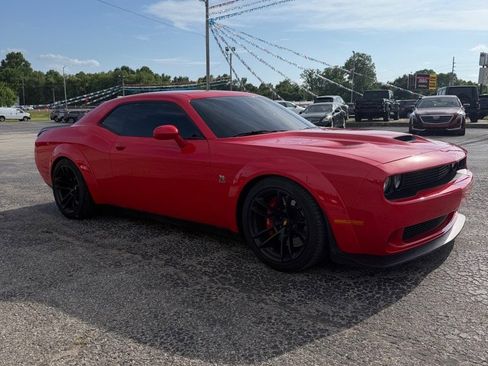 Used 2020 Dodge Challenger R/T Scat Pack RWD image 8