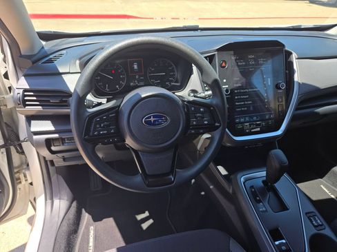 Used 2025 Subaru Crosstrek 2.5i Premium AWD/4WD image 17