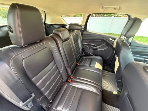 Used 2019 Ford Escape SEL AWD/4WD image 19