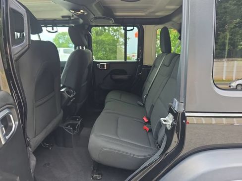 Used 2020 Jeep Wrangler Unlimited Sport S AWD/4WD image 22