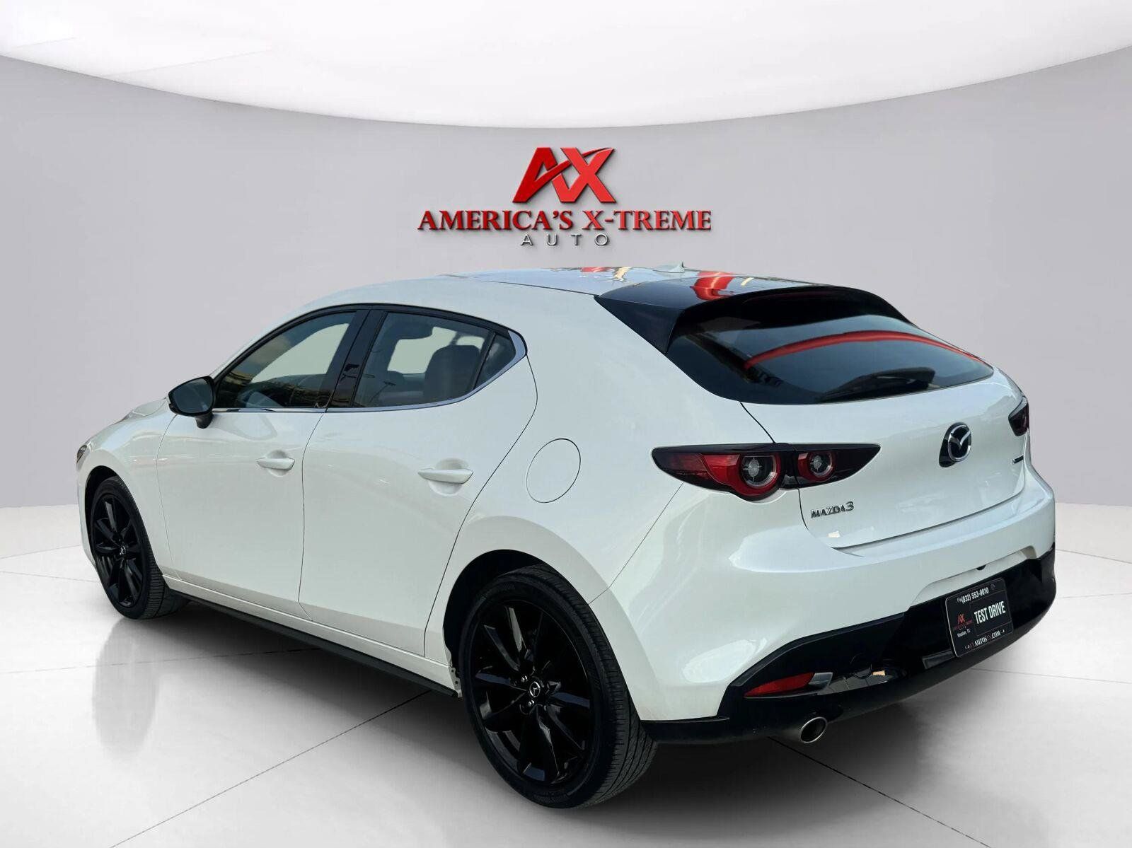 Used 2025 MAZDA MAZDA3 2.5 S Hatchback w/ Premium Pkg FWD image 4