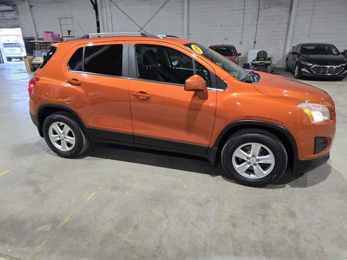 Used 2015 Chevrolet Trax LT w/ LT Sun and Sound Package AWD/4WD image 14