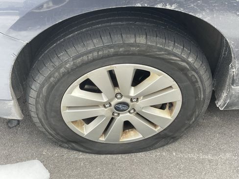 Used 2017 Subaru Outback 2.5i image 9