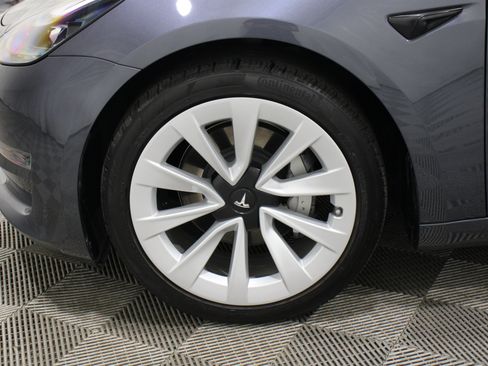 Used 2023 Tesla Model 3 Standard Range RWD image 33