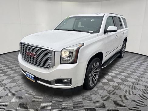 Used 2017 GMC Yukon Denali w/ Open Road Package image 12