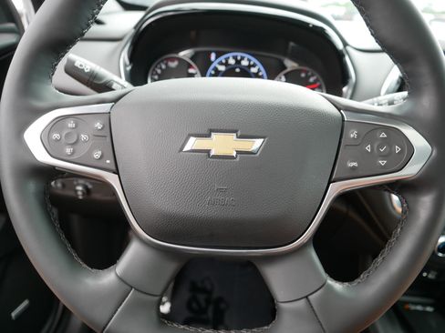 Used 2023 Chevrolet Traverse Premier AWD/4WD image 25