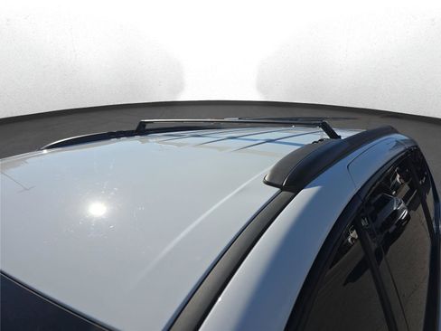 Used 2022 Chrysler Pacifica Touring-L w/ S Appearance Package image 13