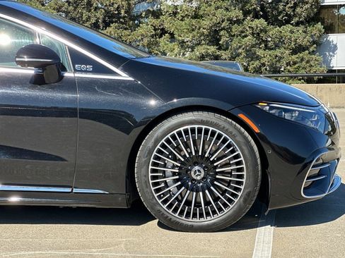 Certified 2023 Mercedes-Benz EQS 580 4MATIC Sedan image 37