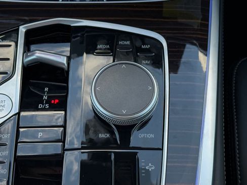 New 2026 BMW X7 xDrive40i image 28