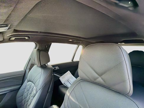 New 2027 BMW X7 xDrive40i w/ Executive Package AWD/4WD image 29
