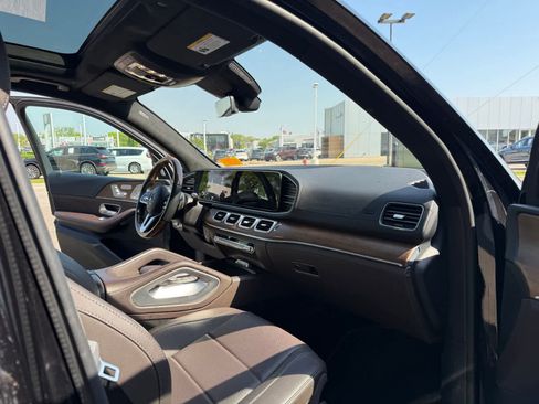 Used 2021 Mercedes-Benz GLE 450 4MATIC image 12
