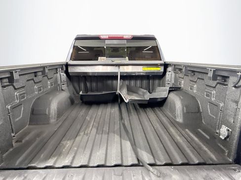 Used 2022 Chevrolet Silverado 1500 LT image 36