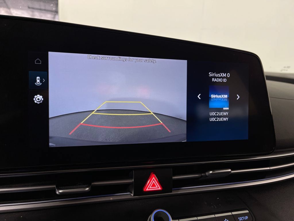 Certified 2025 Hyundai Elantra SEL FWD image 24
