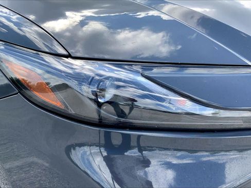 Used 2025 Toyota Camry SE FWD image 27