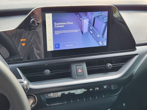 Used 2025 Lexus UX 300h FWD image 19