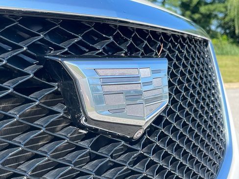 Used 2023 Cadillac XT5 Sportv w/ Technology Package AWD/4WD image 11