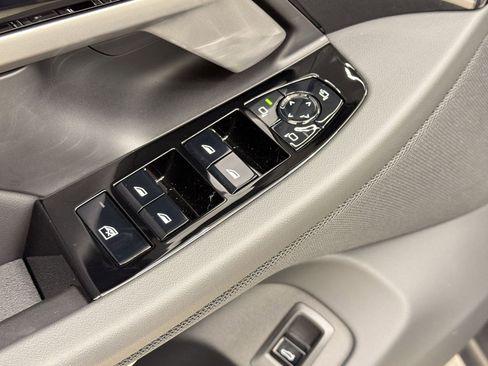 New 2026 BMW 530i RWD image 21