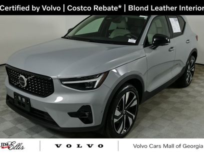 Certified 2025 Volvo XC40 B5 Plus w/ Protection Package Premier