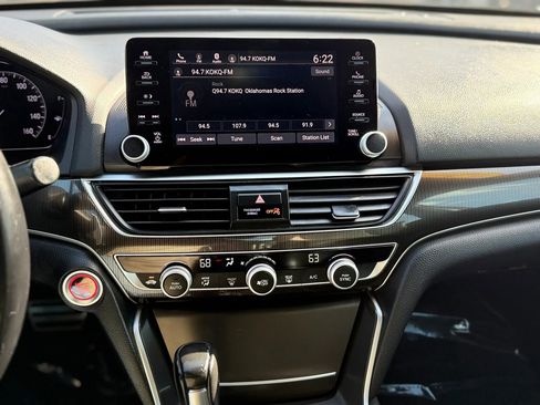 Used 2018 Honda Accord Sport image 22