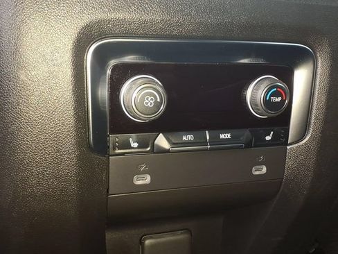 Certified 2024 Chevrolet Tahoe Premier AWD/4WD image 13