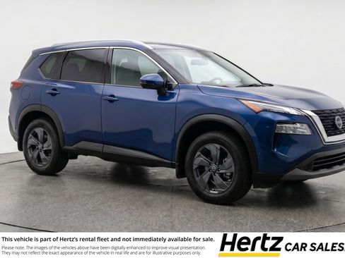 Used 2025 Nissan Rogue SV AWD/4WD image 1